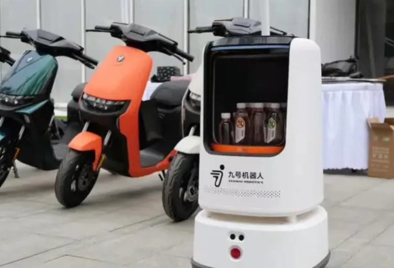 Humanoid Food Delivery Robot