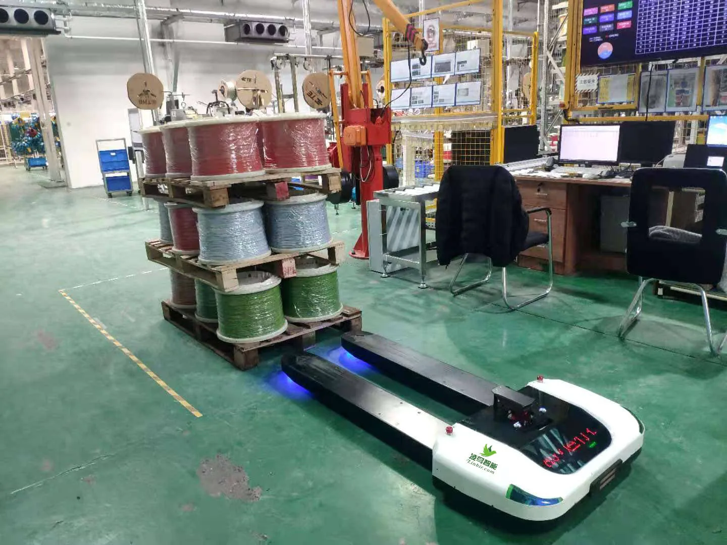 Robot Hantar AGV Rel Pintar
