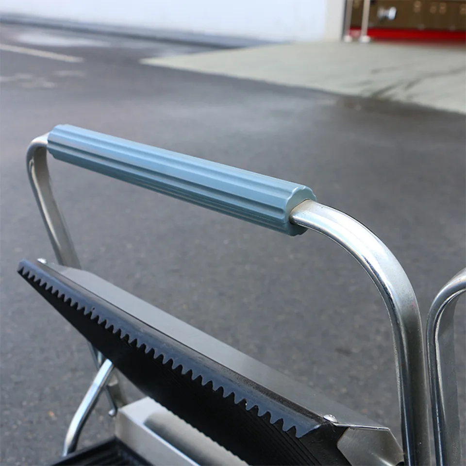 Gaufrier électrique E-DPX-13 avec plaques amovibles pour cafés et boulangeries